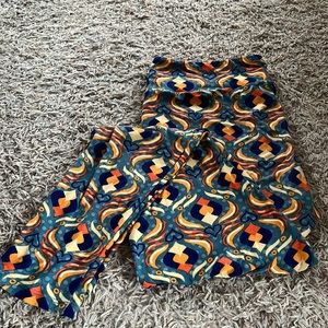 Gently Used LuLaRoe leggings TC